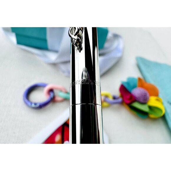 Beautiful🥰 Tiffany & Co Caduceus Clip Retractable Ballpoint Pen in Silver - Picture 2 of 9